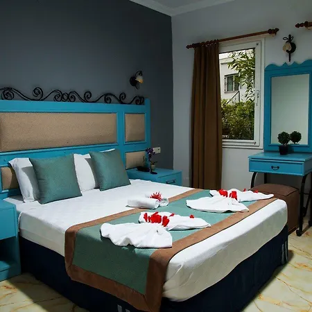 Отель Atrium 3*