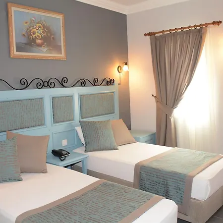 Atrium Hotel 3*