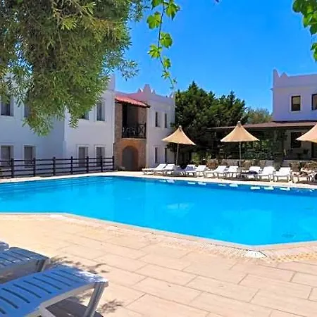 Atrium Hotel 3*