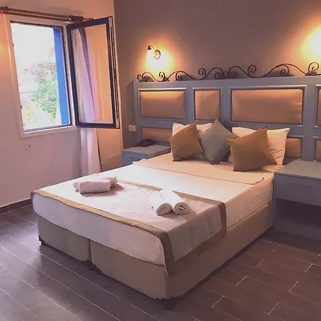 Atrium Hotel