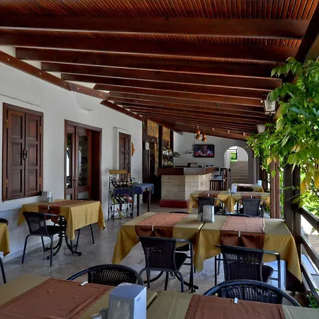 Atrium Hotel
