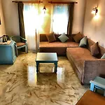 中庭酒店 3*