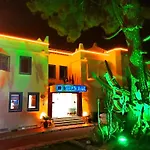 中庭酒店 3* 博德鲁姆